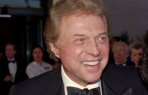 Singer Steve Lawrence Says He Has Alzheimers Disease The Seattle Times