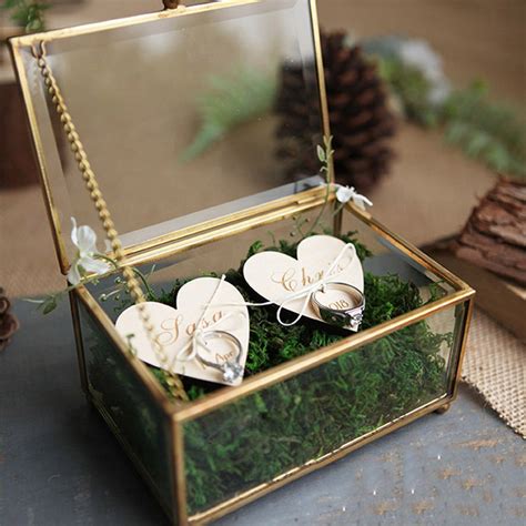 Https://tommynaija.com/wedding/flower Wedding Ring Box