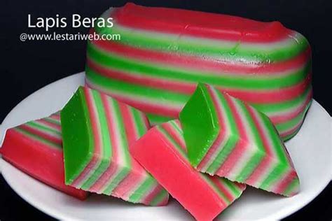 Bahan yang dibutuhkan untuk membuat camilan ini sangatlah sederhana dan mudah diperoleh dimana saja dan dengan harga yang sangat terjangkau. Kumpulan Resep Asli Indonesia - Kue Lapis Beras