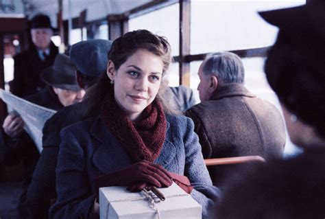 Felicitas woll a participé à ein schmaler grat, liebe mauer, dresden, girls & sex. Dresden (1) - Filmkritik - Film - TV SPIELFILM