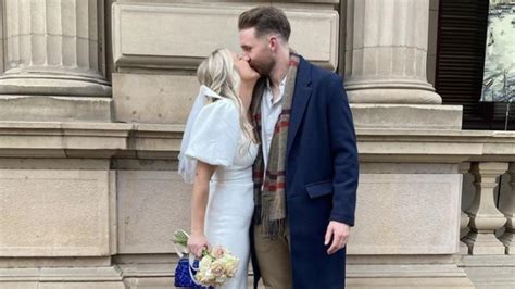 Geelong Star Zach Tuohy Marries Long Time Partner Rebecca Price Gold