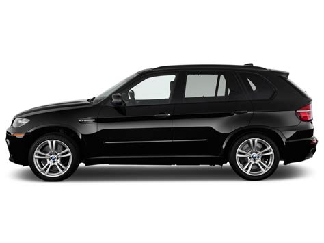 How does the bmw x5 compare to the bmw x5 m? Image: 2011 BMW X5 M AWD 4-door Side Exterior View, size ...