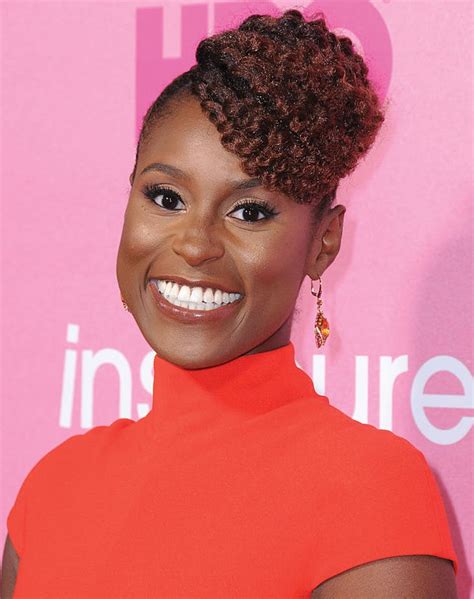 Issa Rae Hair And Makeup Tips 7 Looks To Try Purewow
