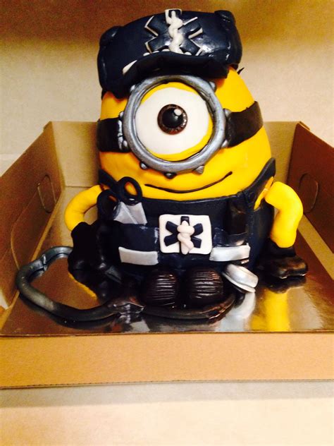 Minion Emt Cake With Images Pre Wedding Party Minions Wedding Party