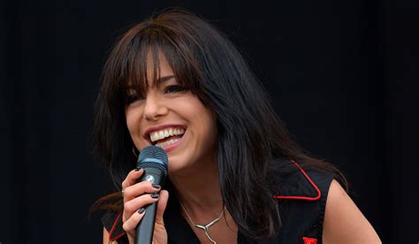 Imelda mary higham (born imelda mary clabby) profile: Imelda May mixes up her look as she splits with her husband