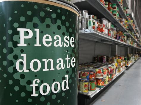 Trump Demands Food Aid Boxes Sent To Americans Include A Letter From Him Sending Food Banks