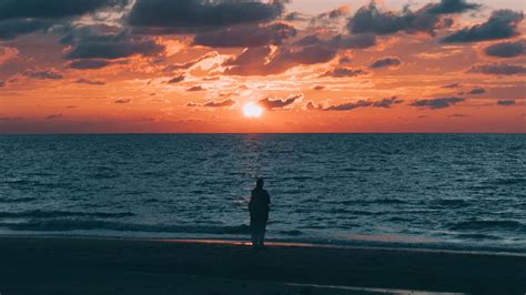 Sunset Sea Silhouette Horizon Solitude Loneliness 4k Hd Wallpaper