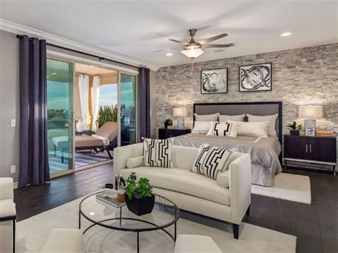 Luxurious contemporary beds that personalize bedroom decorating ideas are modern design trends that beds that are not only functional, beautiful and elegant, but also create a positive atmosphere in 20 small bedroom designs that feel airy and comfortable. Modern Bedroom Design For An Elegant Master Bedroom - Master Bedroom Ideas