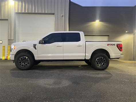 21 F 150 Xlt Sport 2 Level With 35s F150gen14 2021 Ford F 150