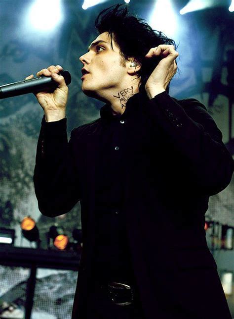 Beautiful Unholy Pictures Of Gerard Way Black Parade Gerard Wattpad