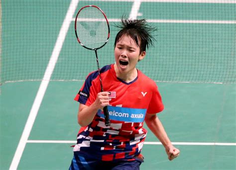 Jin Wei Is World Junior Champ Again New Straits Times Malaysia