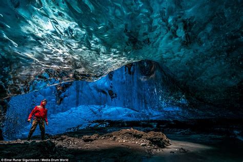 Photographer Captures Ice Cave Network Beneath Icelands Vatnajokull