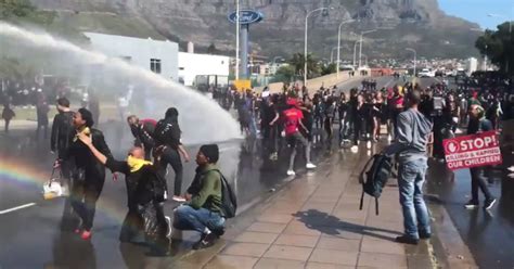 This groups only focus is for alerting of fires and for providing accurate information related to ongoing incidents within the south peninsula. Police fire stun grenades, water cannons during WEF ...