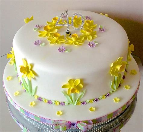 Daffodil Cake Decorated Cake By Alisons Bespoke Cakes Cakesdecor