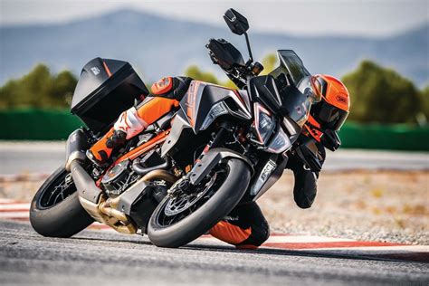 Discover the great range of aftermarket ktm 1290 super duke available for sale, which you can use to build your favorite scrambler, care racer, cruiser. 2019 KTM 1290 Super Duke GT Unveiled at Intermot ...