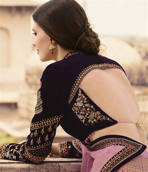 5 Choli Blouse Designs That Will Elevate Your Bridal Look