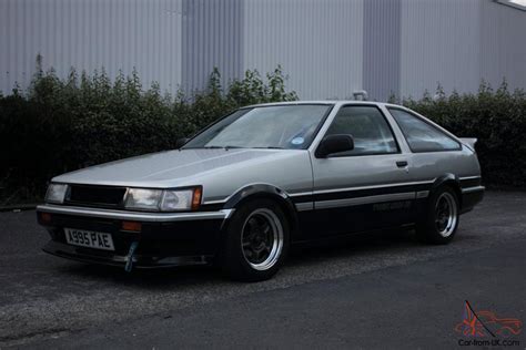 Se habla mucho estos días del lanzamiento del nuevo toyota 86/subaru brz/scion the ae86 generation of the toyota corolla levin and toyota sprinter trueno is a small, lightweight coupe or hatchback introduced by toyota in. Toyota AE86 Corolla Levin GT Coupe Twincam, JDM Drift ...
