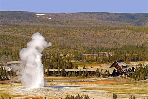 2021 package rates* $2229 per person, double occupancy; Old Faithful Inn | Yellowstone National Park Lodges