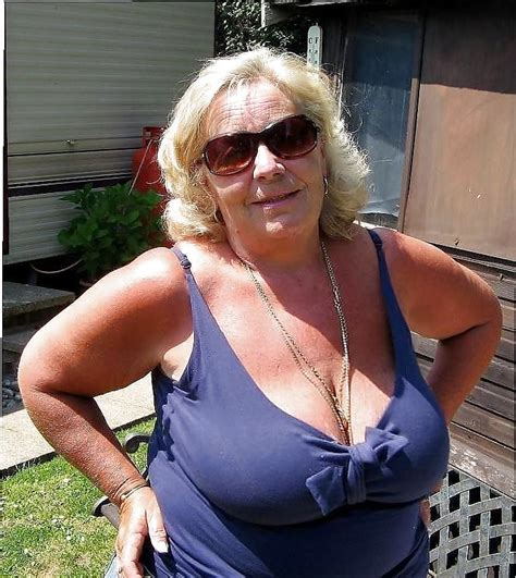 granny cleavage tits 46 pics xhamster