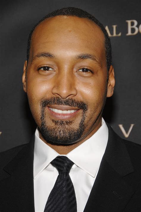 Cw S Flash Adds Jesse L Martin Hollywood Reporter
