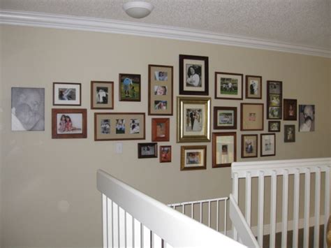 How To Display Photographs On a Wall: Photo Wall Ideas