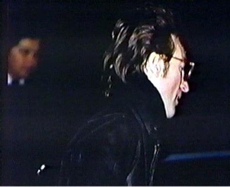John lennon — double fantasy (1980). December 8, 1980 - The Last Photos Of John Lennon - The ...