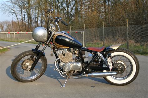 Salut les potes, voici la quatrième et dernière vidéo de la préparation de cette sublime honda 125 rebel de 1997 en bobber : 2000 Honda CA Rebel 125 - Moto.ZombDrive.COM