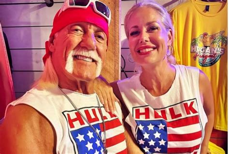 Meet Sky Daily Wwe Legend Hulk Hogans Third Wife Who Is Also A Yoga Instructor Todayschronic