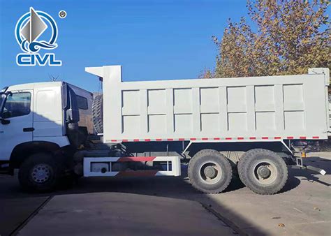 White Color Rhd Heavy Duty Dump Truck 6x4 Drive Type 15m3 30t Load Capacity