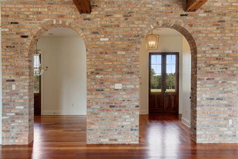 A Hays Town Style Interior Traditional Living Room New Orleans By Centanni Construction