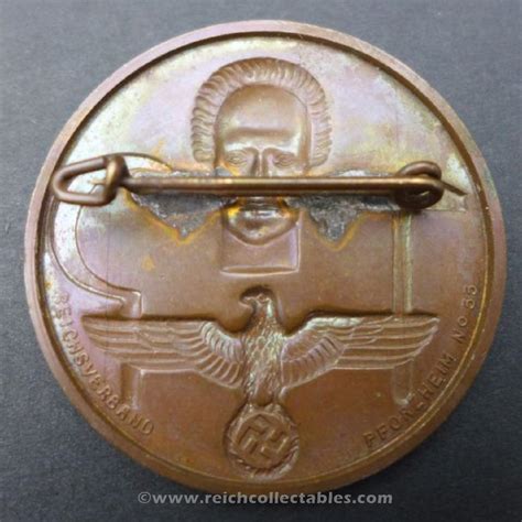 'tag der arbeit 1 mai 1938 abzeichen' (erhard & sohne). TAG DER ARBEIT 1934 Badge | Reich Collectables