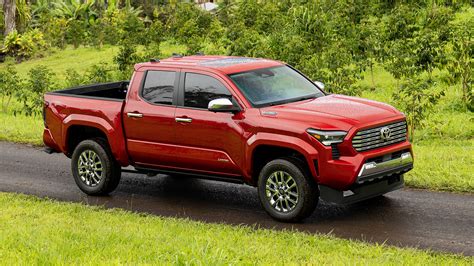 2024 toyota tacoma revealed — with hybrid option and trick suspension