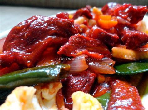 Amat jarang jarang sekali kita melihat daging masak merah thai. Daging Masak Merah Ala Thai ~ Express Cooking ..My style ...