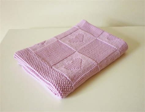 My little sweet pea baby blanket. 10 easy to knit baby blankets | LoveKnitting