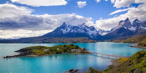 12 Stunningly Most Beautiful Lakes That Will Blow Your Mind
