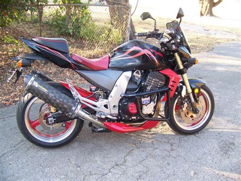 Here you can find such useful information as the fuel capacity, weight, driven wheels, transmission type, and others data according to all known model trims. 2003 Kawasaki Z1000 Motorcycles for sale