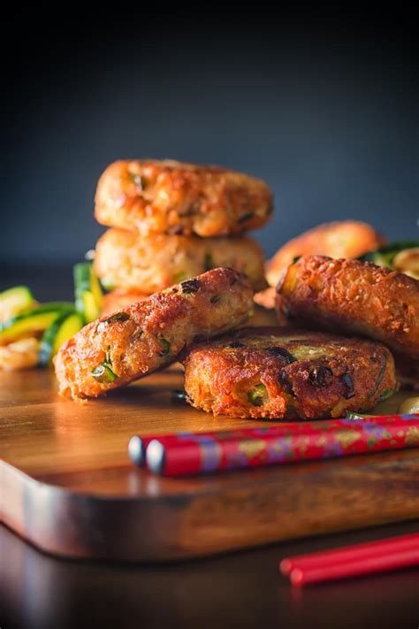The word is one of the 1500 most common words in english. Spicy Tuna Fish Cakes With Cucumber Salad | Krumpli