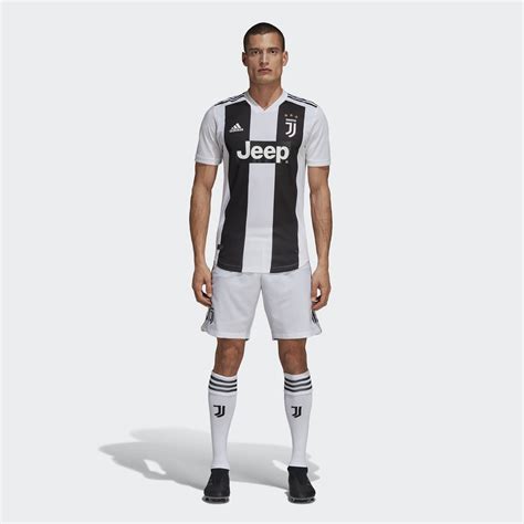 Don the iconic black and white home strip or opt for an attractive second kit with modern stylings, available in a full range of sizes. Juventus 18-19 Home, Away & Third Kits Leaked / Revealed ...