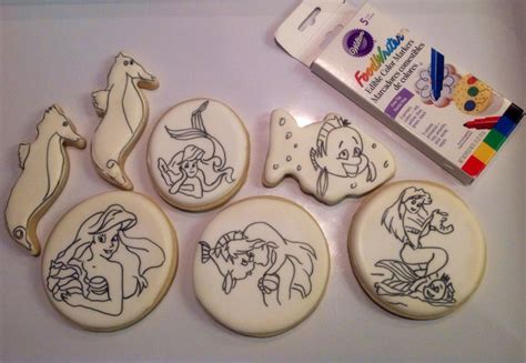 This sugar cookie coloring page is a great activity for kids who love desserts. 24 best Coloring pages Cartoons images on Pinterest ...