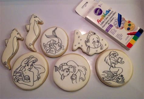 This sugar cookie coloring page is a great activity for kids who love desserts. 24 best Coloring pages Cartoons images on Pinterest ...