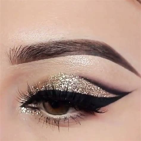 Gold And Black Eye Makeup Pictures