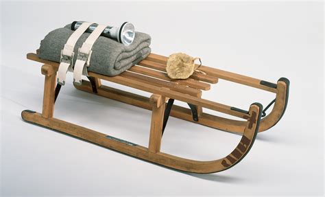 This piece of felt suit commemorates this event which by now has been disproved, although the plane crash did happen. One of Many — Art Expanded, 1958-1978 — Walker Art Center