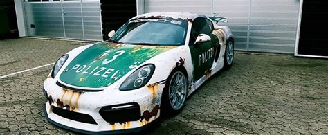 Unfallwagen in deutschland und umgebung gesucht. Rusty Polizei Wrap Porsche Cayman GT4 Is How to Troll the ...