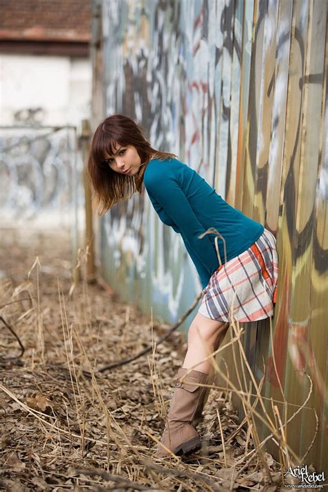 Ariel Rebel Women Pornstar Model Urban Women Outdoors Graffiti Brunette Hd Wallpaper