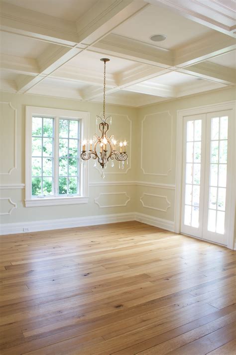10 Living Room Paint Colors For Light Wood Floors