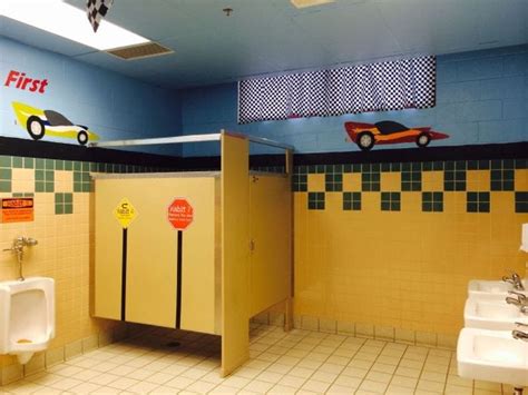 25 School Bathrooms That Will Inspire Students Every Day