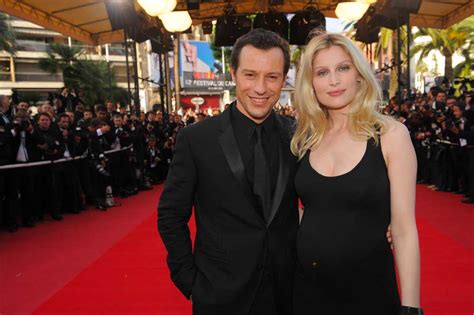 Effettivamente si sono conosciuti ed innamorati sul set. Stefano Accorsi, gli amori: Bianca, Laetitia Casta ...