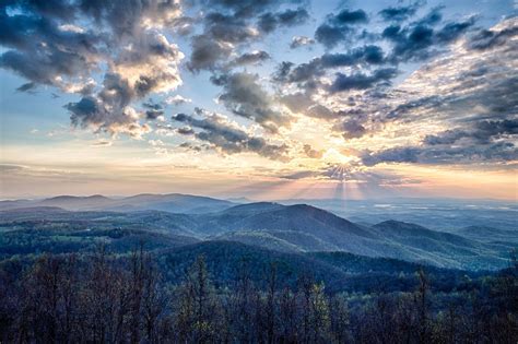 Sunrise At The Saddle Overlook Blue Ridge Mountains Va Jeremy Riffe