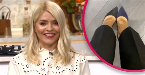 This Morning Host Holly Willoughby Suffers Wardrobe Malfunction