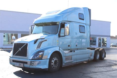 Used 2017 Volvo Vnl Sleeper Cab For Sale 60800 Chicago Motor Cars